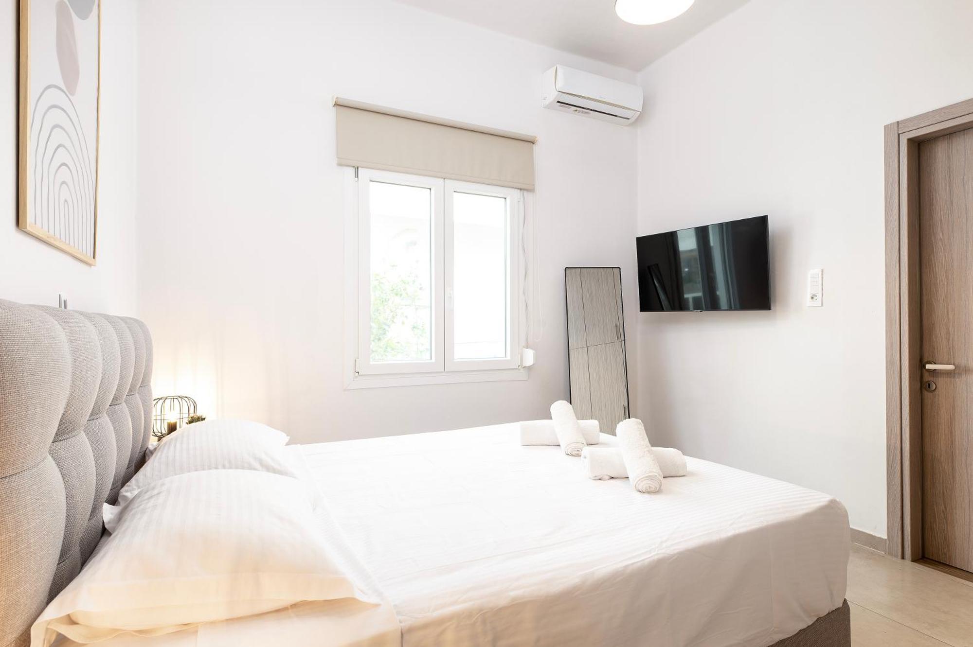 Spacious & Luxe 3Br Downtown 1Min To Beach Kos Town Exterior photo